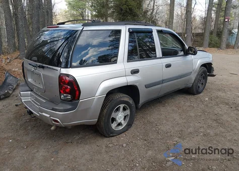 2005 Chevrolet Trailblazer Ls from USA, damaged, VIN 1GNDS13S452357179